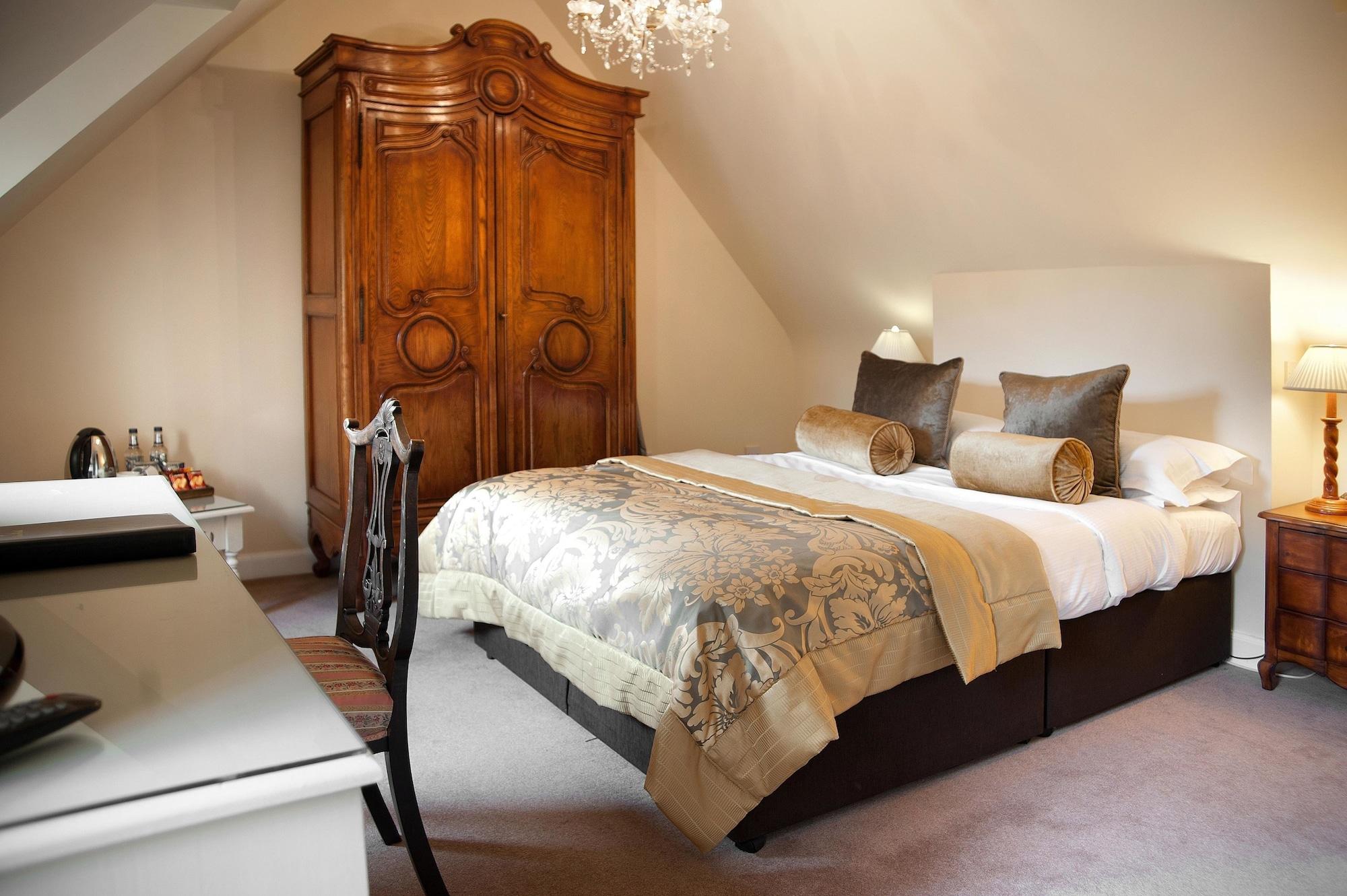 Dalhousie Castle 4*