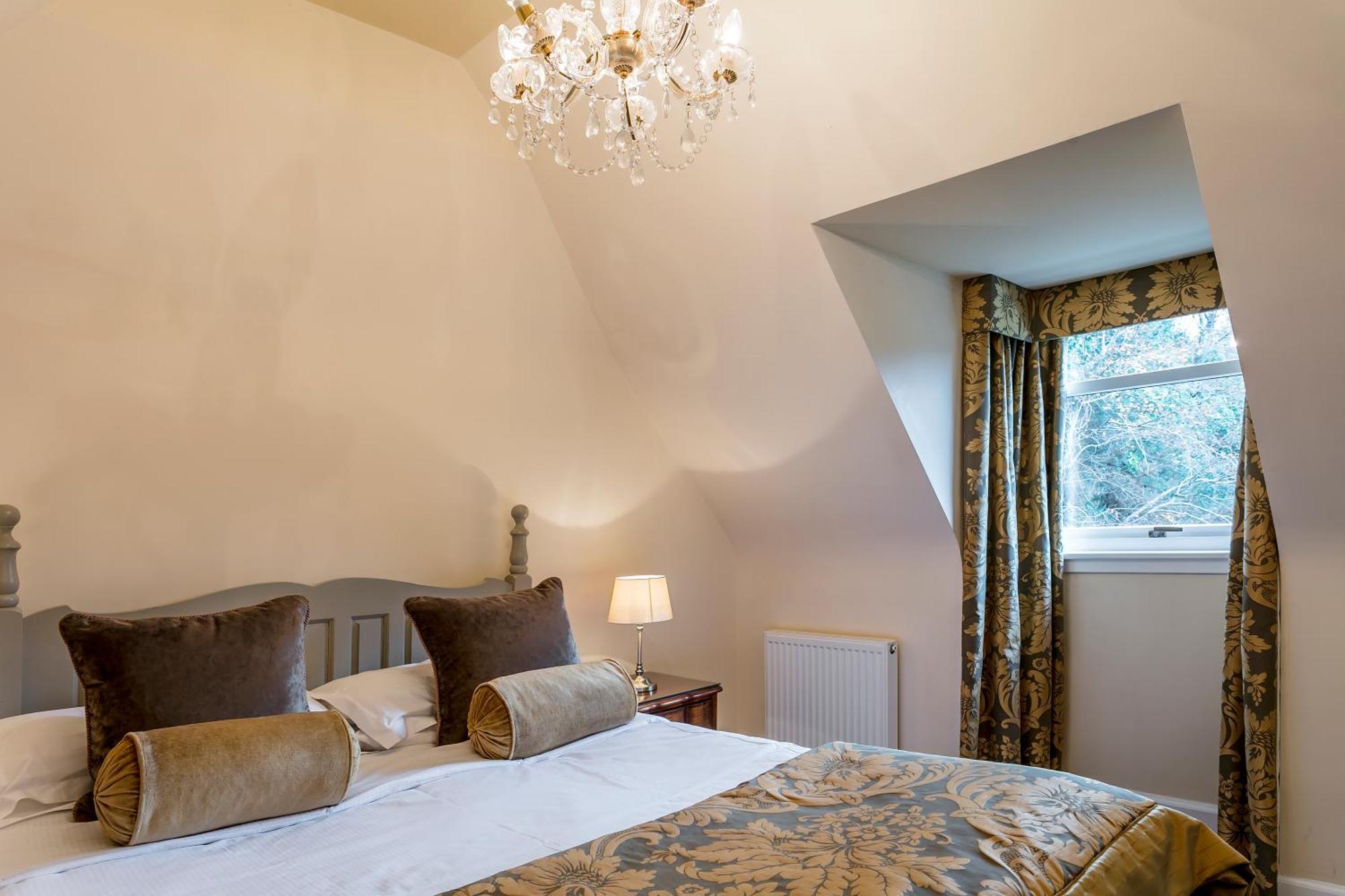 Dalhousie Castle Hotel 4*